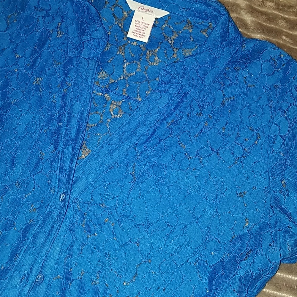 Button up - Picture 3 of 3